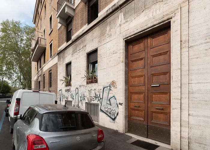 Guesthost - Bright X4 Along The Tevere! Apartment